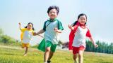 Nhìn thấy đứa trẻ chăm chỉ đừng vội khen, học sinh giỏi thật sự có 4 ĐẶC ĐIỂM sau, chăm chỉ không phải điều tiên quyết!