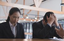 Sếp hỏi đồng nghiệp bên cạnh đi đâu, người thường đáp “ra ngoài”, người EQ cao ứng xử khéo, tranh thủ ghi điểm trong mắt lãnh đạo