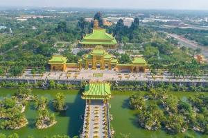 Hôm nay, khu du lịch Đại Nam của bà Nguyễn Phương Hằng đang diễn ra một sự kiện đặc biệt