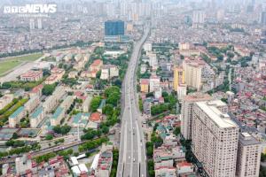 Giá chung cư Hà Nội liên tục 'phi mã', cách nào để ghìm cương?
