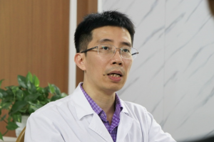 Cứ 3 giây trôi qua là có 1 ca đột quỵ, Bệnh viện Bạch Mai hướng dẫn 6 điều cần làm, 3 điều cần tránh khi nghi ngờ bệnh