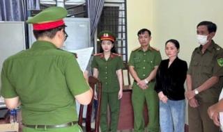 Nữ giám đốc sản xuất hàng ngàn sản phẩm thảo dược giả vừa bị bắt ở Đắk Lắk: Từng nổ sẽ tặng 300 căn biệt thự cho đại lý xuất sắc