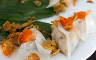 Khách Tây nếm thử đặc sản Việt Nam rồi so sánh với phiên bản ở Mỹ: Nó ngon hơn hẳn