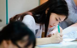 Top 3 CON GIÁP gặp may mắn đường thi cử nửa cuối năm 2025: Học hành tấn tới, thi đâu đỗ đó