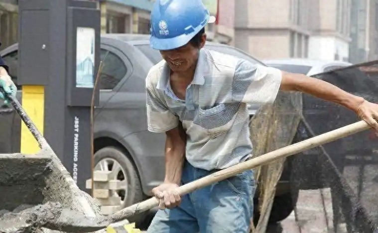 5 câu nói cha mẹ EQ thấp thường buột miệng sau khi biết điểm thi tốt nghiệp