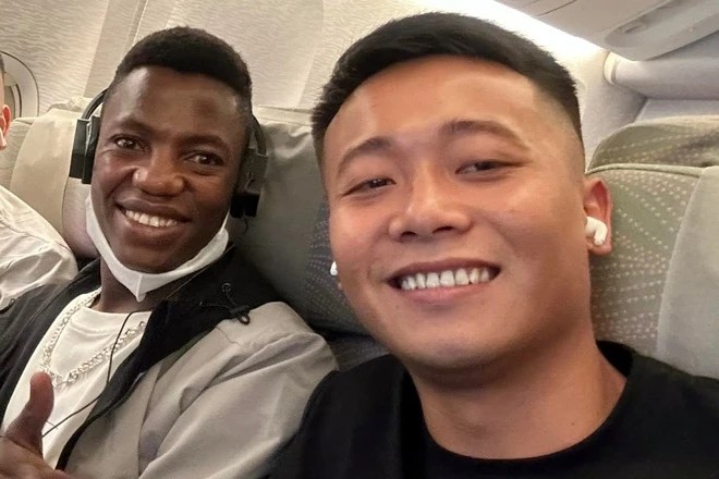 Thành viên đời đầu Team châu Phi bất ngờ rời nhóm, lập kênh riêng