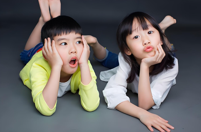 Nuôi con trai hay con gái khó hơn? Nghiên cứu khoa học chỉ rõ rồi đây!