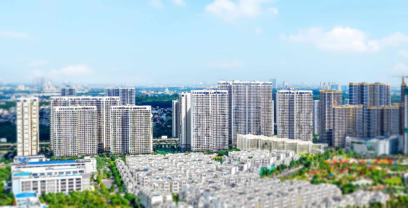 A group of buildings in a cityAI-generated content may be incorrect.