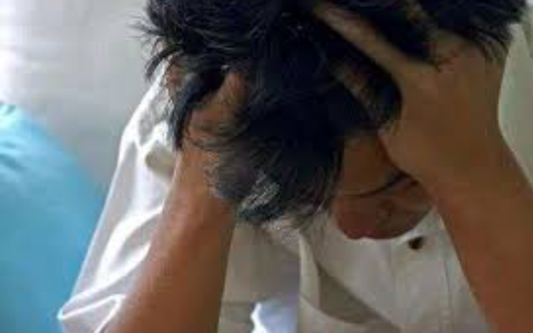 5 thói quen rút ngắn tuổi thọ của nam giới: Hút thuốc chỉ đứng thứ 4, cái số 1 nhiều người mắc phải mỗi ngày