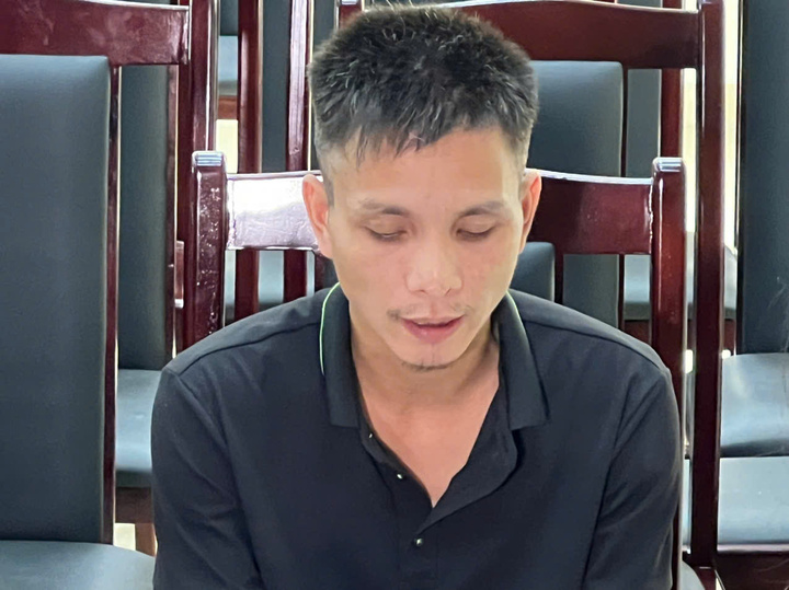 Bơm nước máy vào bình 'phù phép' thành nước Lavie giả bán khắp Hà Nội