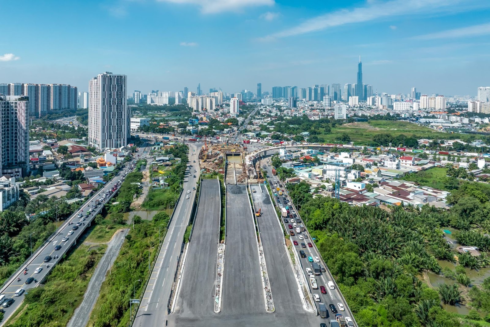 Giải mã lý do căn hộ khu Đông TPHCM luôn thanh khoản cao, người mua nhà được hưởng lợi- Ảnh 3.