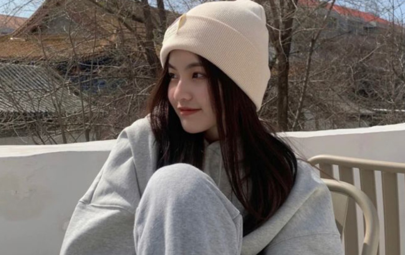 Những người chăm đội mũ vào mùa lạnh cơ thể sẽ trải qua 3 thay đổi đáng kinh ngạc, nghe xong tôi tiếc hùi hụi