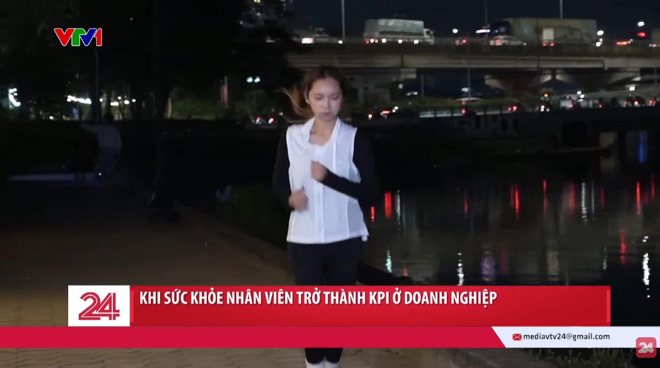 Công ty doạ đuổi nếu không đạt KPI: Nữ chạy bộ 7km/ tuần
