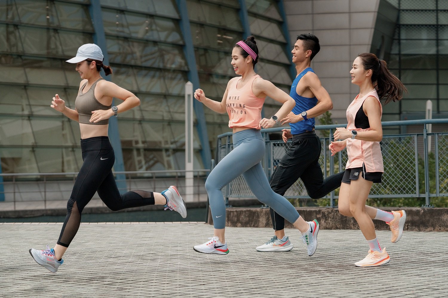 Trend áp KPI tập thể dục ngoài giờ gây tranh cãi trên MXH: Bác sĩ thốt lên phi lý và nguy hiểm