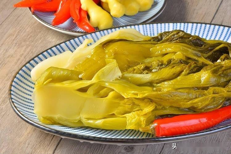 4 loại rau “nuôi ung thư” cần tránh xa: Loại đầu tiên xuất hiện nhiều trong mâm cơm người Việt