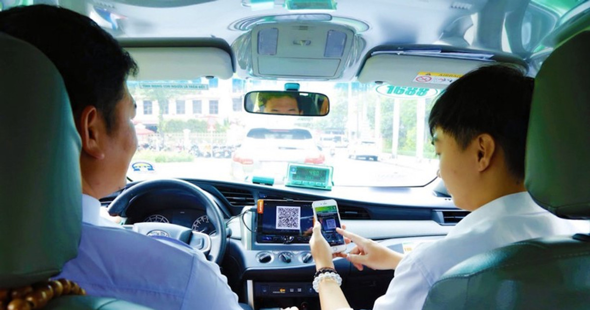 Tài xế taxi trả lại 500 triệu đồng: Hành động đẹp giữa đời thường