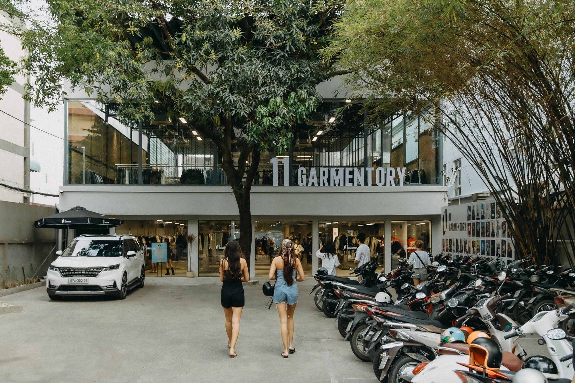 Khám phá 11 Garmentory: Tổ hợp thời trang 1 . 600 M² được yêu thích tại TP . HCM