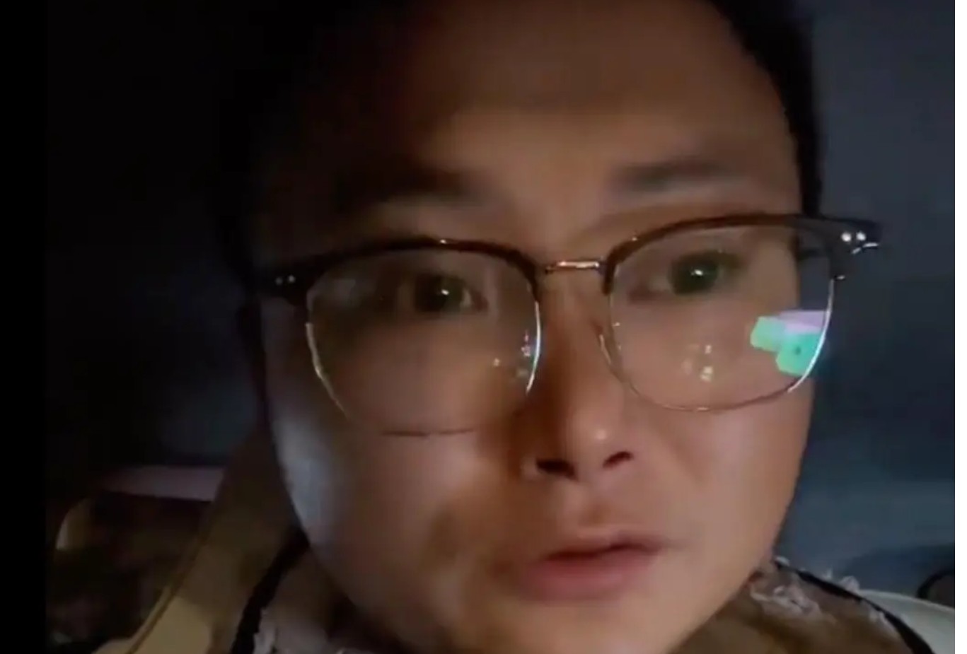 Trường học yêu cầu học sinh đến lớp trước 6h30 sáng: Áp lực học tập gia tăng