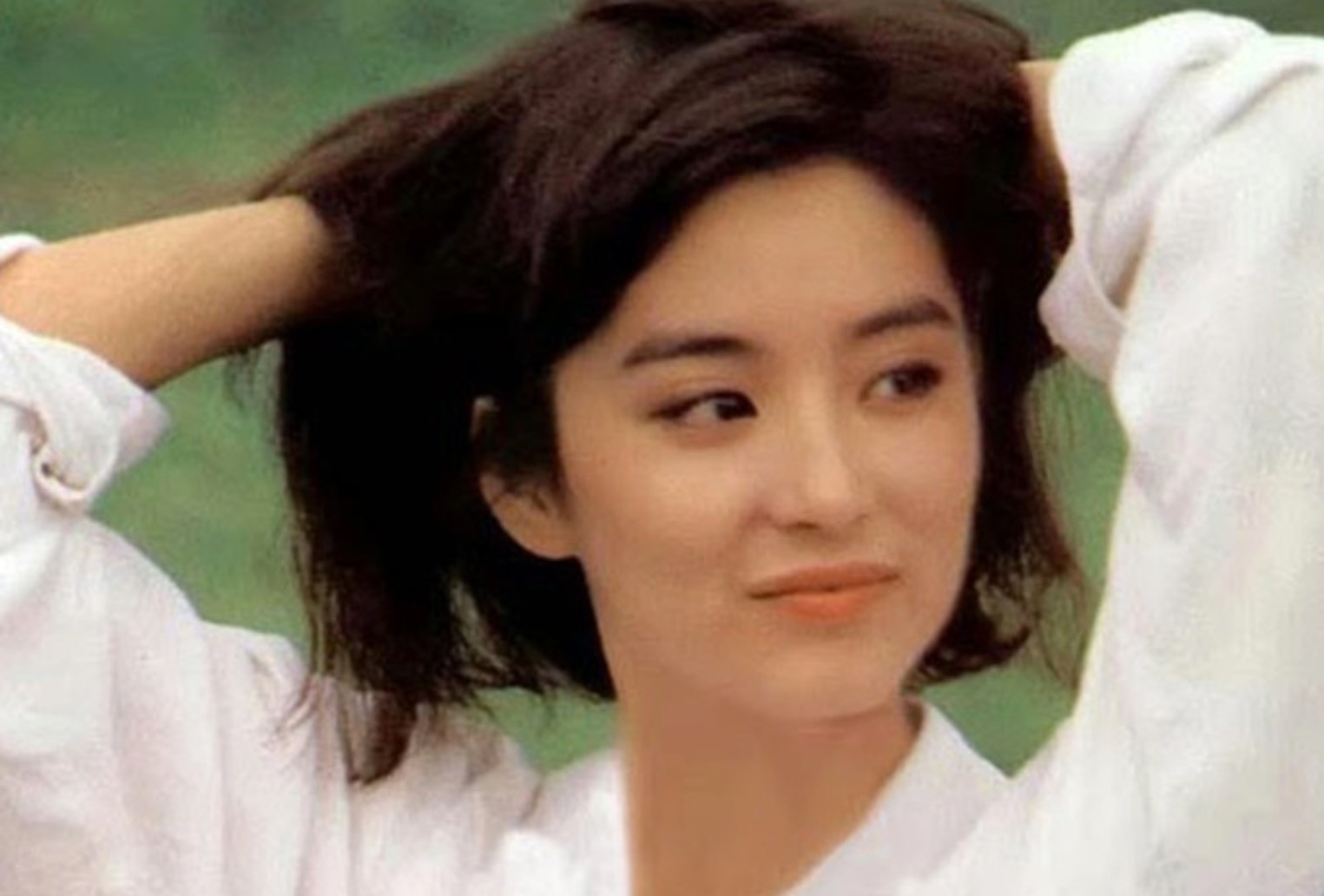 Đông Phương Bất Bại đẹp nhất màn ảnh: Bỏ showbiz cưới tỷ phú, sống xa hoa tuổi 71