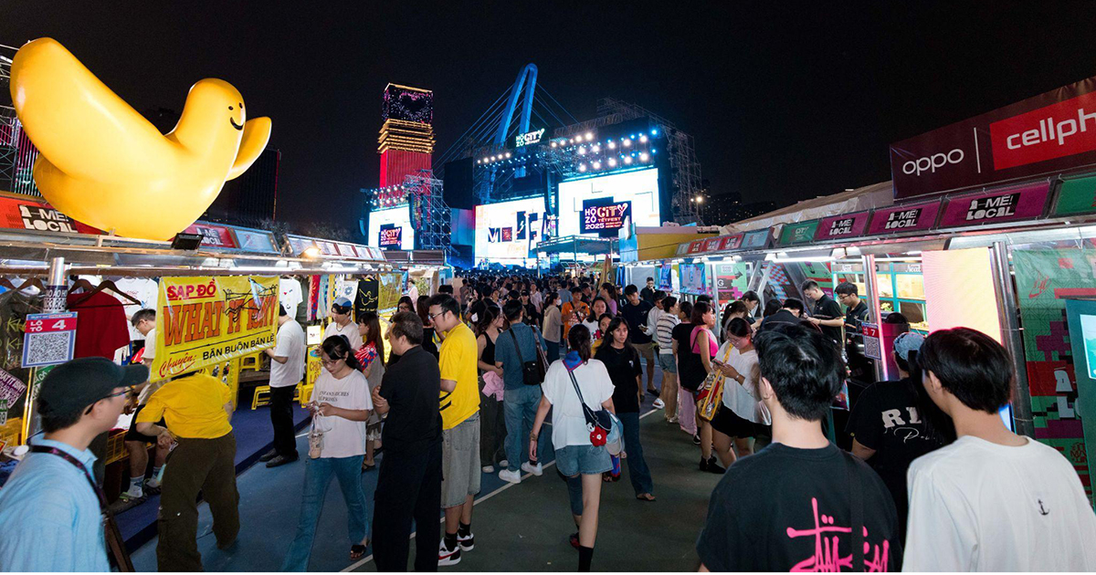 Đón Countdown kiểu “đa trải nghiệm”: Trào lưu mới của giới trẻ TP.Hồ Chí Minh