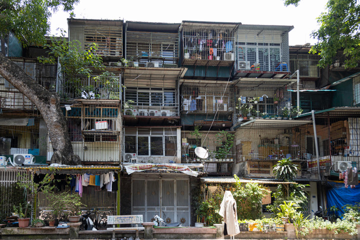 Nhà tập thể cũ ở Hà Nội được rao bán giá hơn 350 triệu đồng/m²