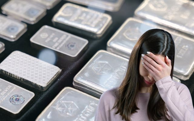 Sống với nỗi tiếc nuối: Bài học từ việc đầu tư bạc không đúng thời điểm