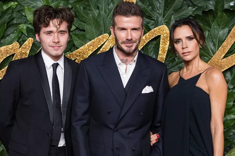 Brooklyn Beckham và nỗ lực tự lập: Cuộc sống trong lồng kính dát vàng