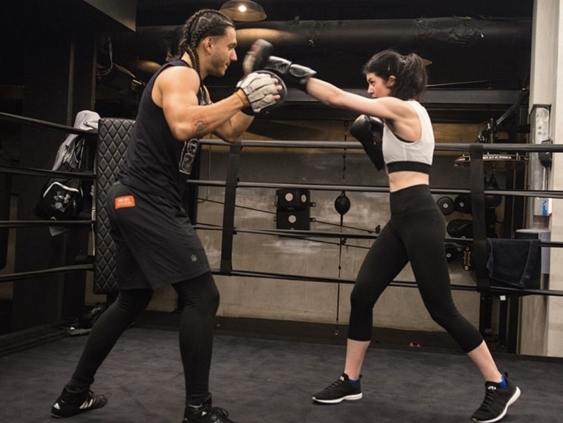 Sếp nữ boxing: Từ phòng họp đến sàn đấu , khẳng định sức mạnh và sự tự tin