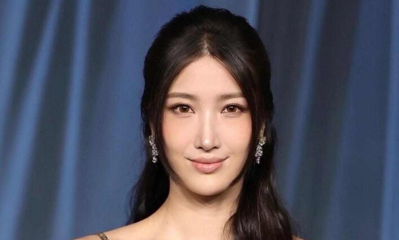 Quá khứ của chủ nhân ca khúc tỷ view giúp K