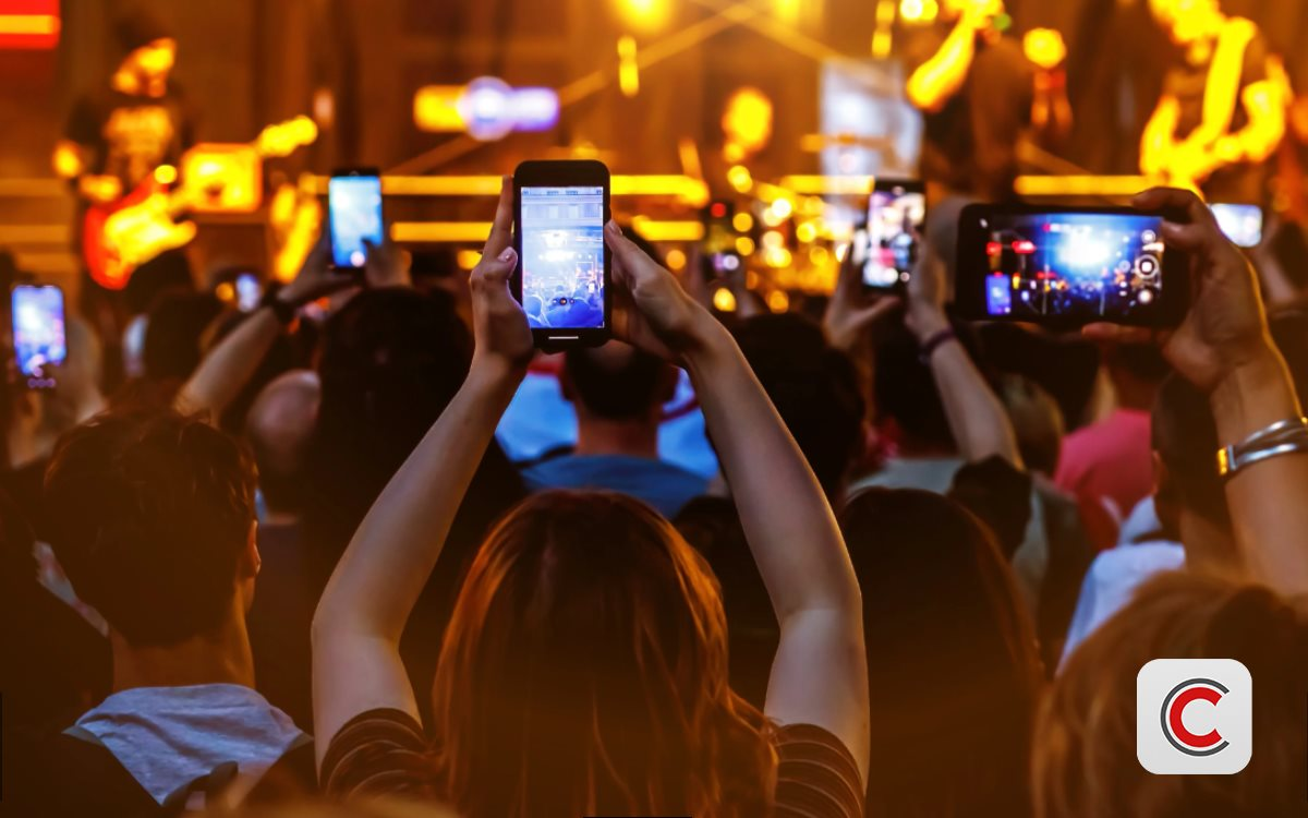 Trung Quốc sản xuất 60 chiếc điện thọai mỗi giây: Sự thật đằng sau con số khổng lồ