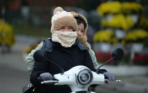 Không khí lạnh cực mạnh bao phủ miền Bắc ngay sát Tết, trời rét buốt đến khi nào?