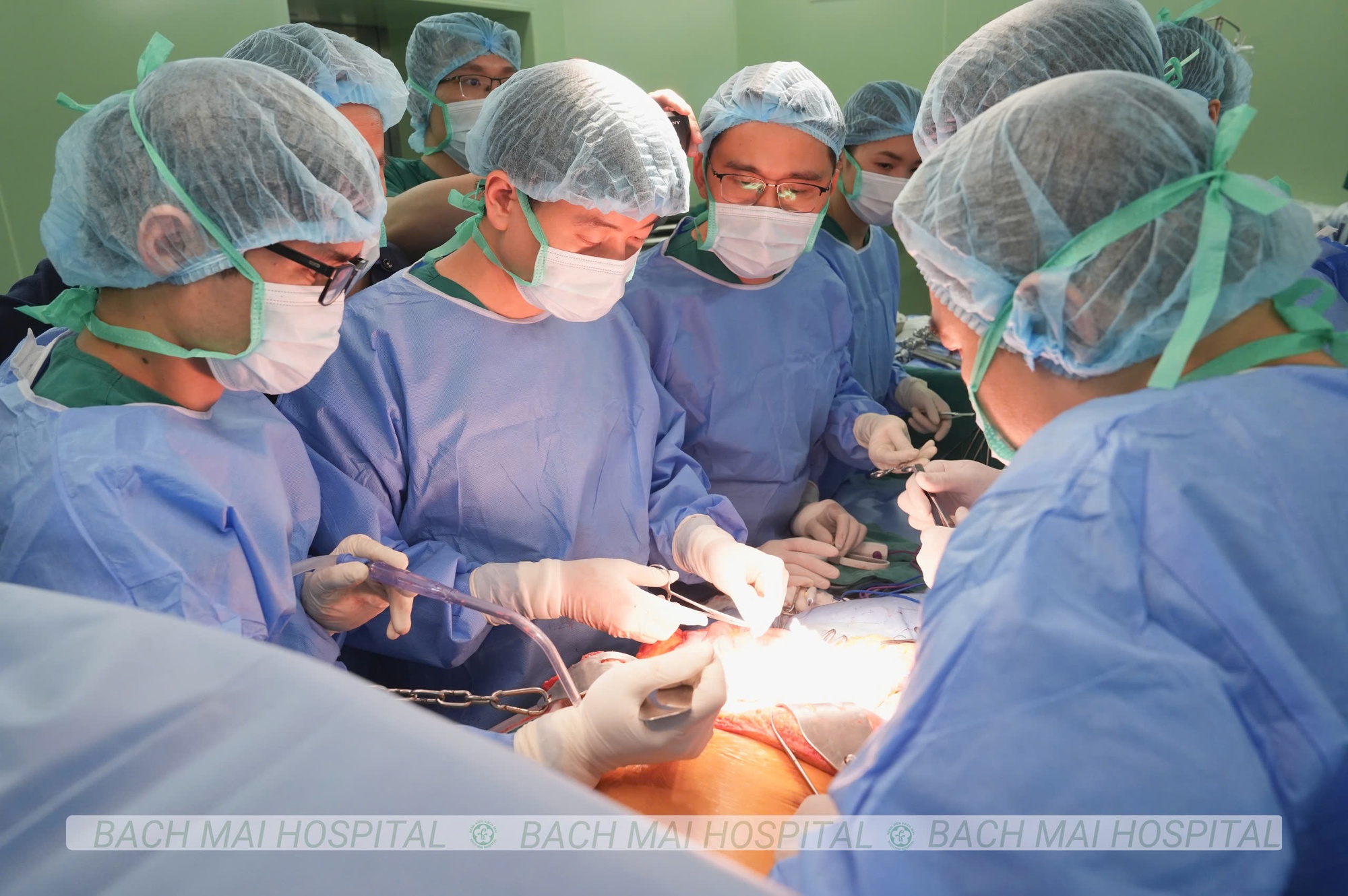 Nam sinh từng được tuyên dương người tốt việc tốt: Hiến tạng, hồi sinh 8 cuộc đời và câu chuyện xúc động phía sau