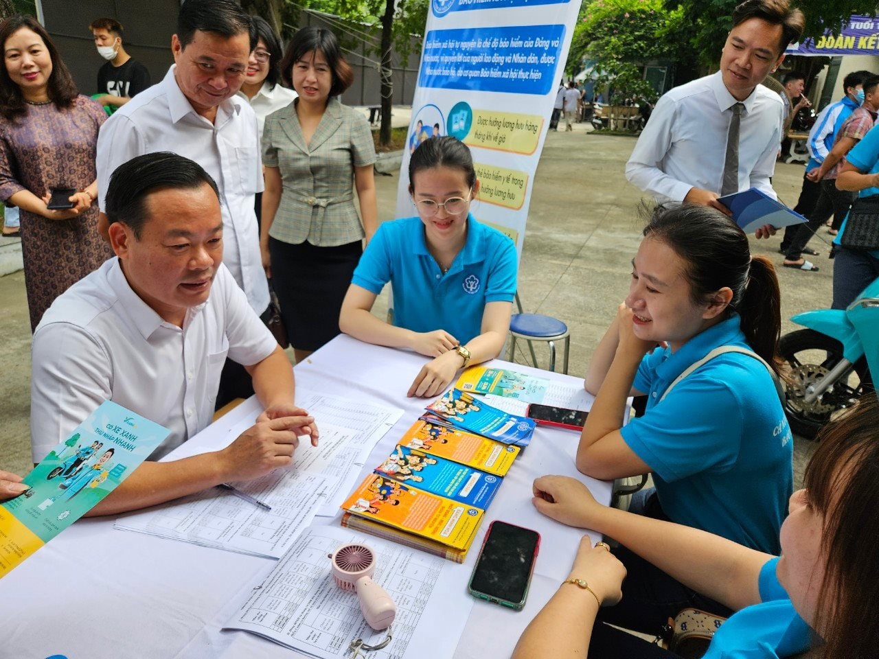 Đóng BHXH tự nguyện bao nhiêu để nhận lương hưu 5 triệu/tháng?