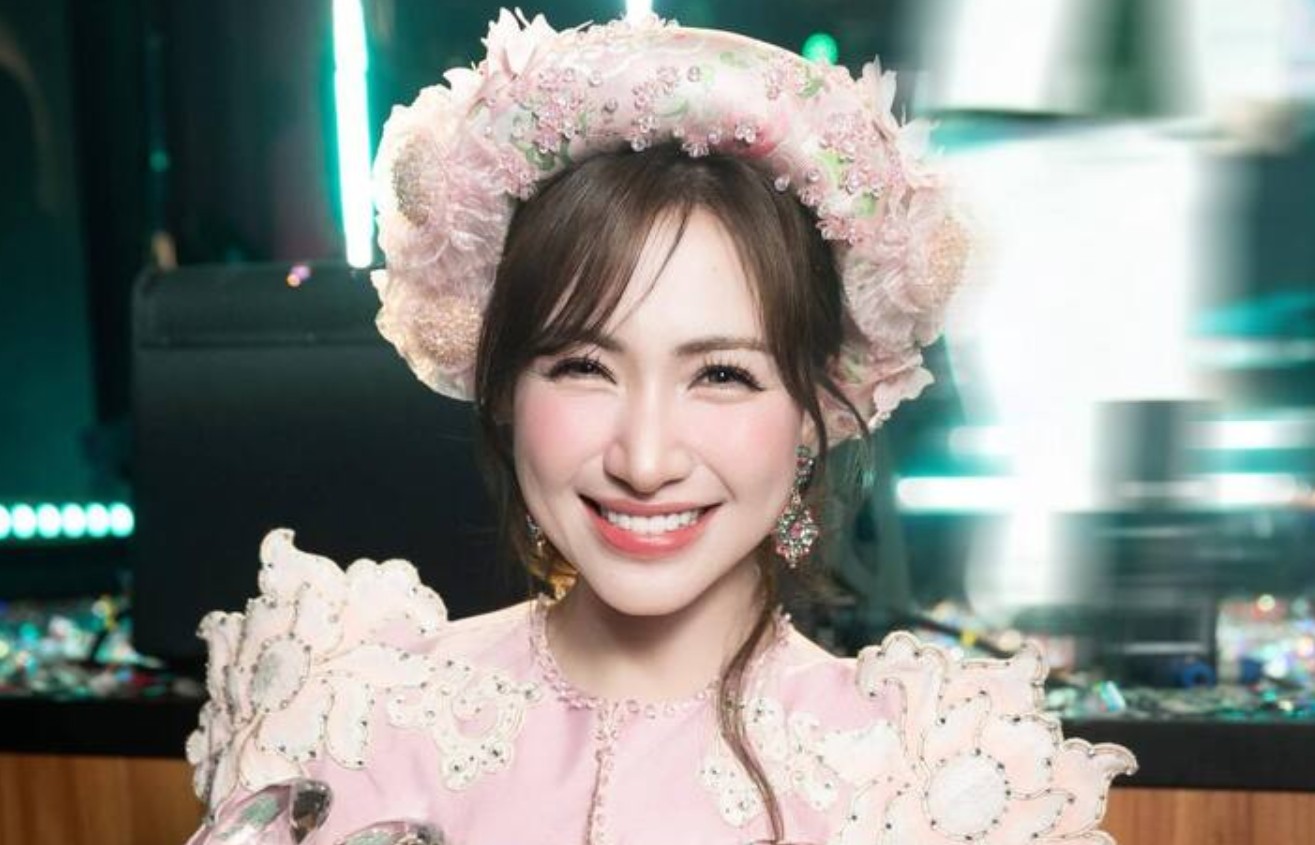 Quán quân Học viện ngôi sao: Hòa Minzy và Thảo Nhi