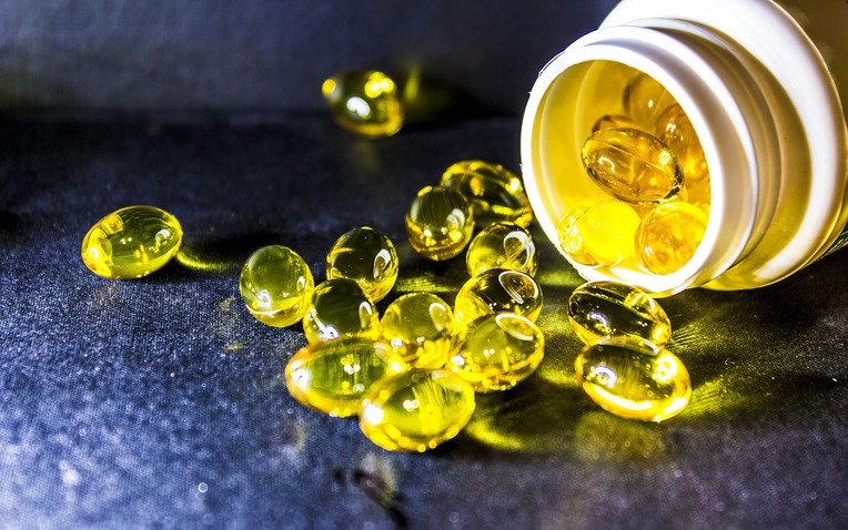 Vì sao không phải ai cũng nên uống omega 3