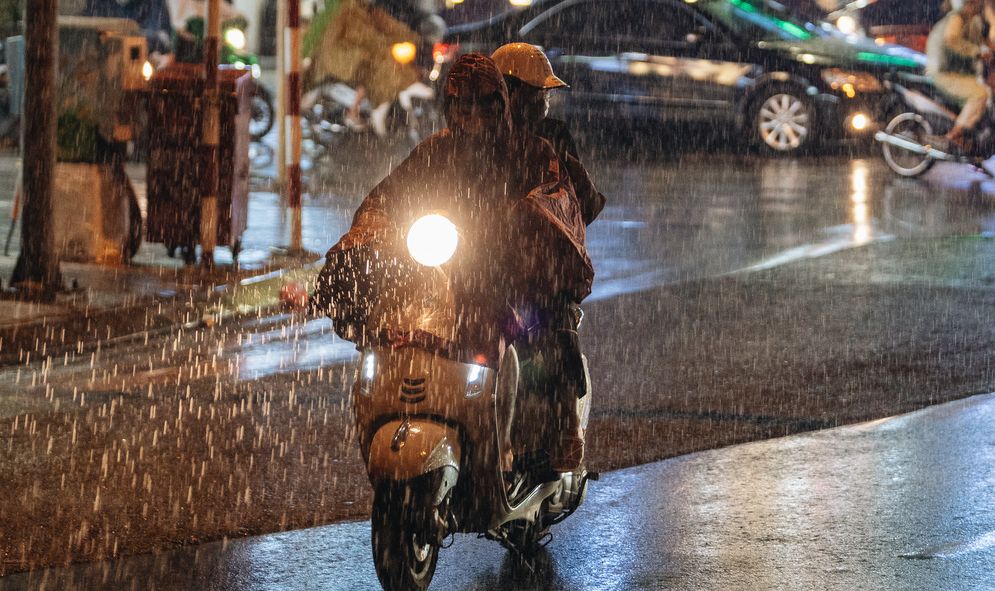 Liên tiếp nắng 40 độ C, khi nào miền Bắc có mưa giải nhiệt?