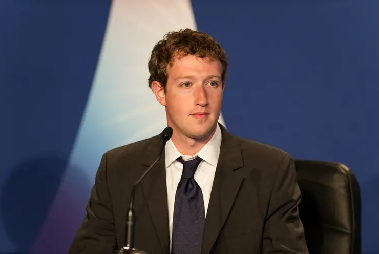 Mark Zuckerberg muốn làm siêu nhân: Tạo ra người song trùng AI kiểm soát 70.000 nhân viên Meta