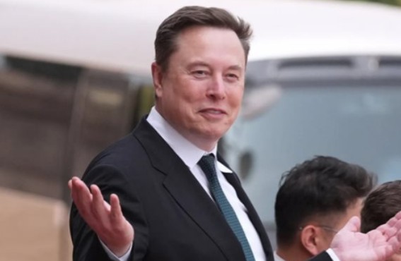 Elon Musk chính thức mất danh hiệu tỷ phú đôla