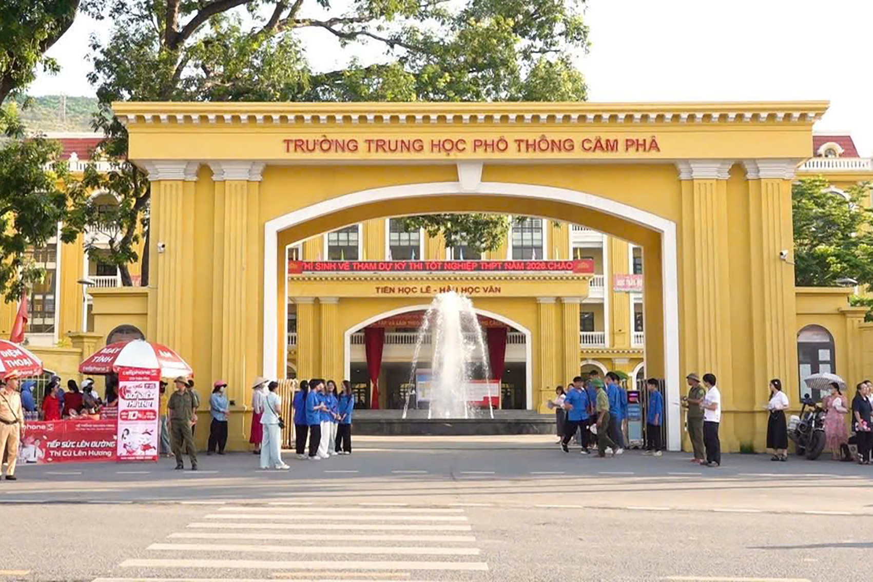 Vụ gợi ý thí sinh cho bạn xem bài thi tốt nghiệp THPT: Kỷ luật 3 giám thị