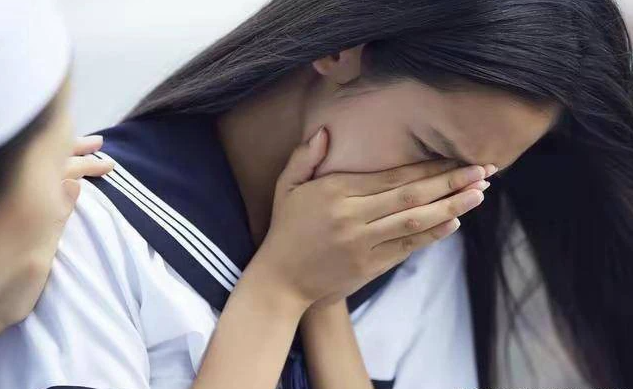Nữ sinh Trung Quốc là thủ khoa toàn quận vẫn trượt nguyện vọng 1, nhà trường khẳng định: Không tìm thấy hồ sơ của em trong hệ thống